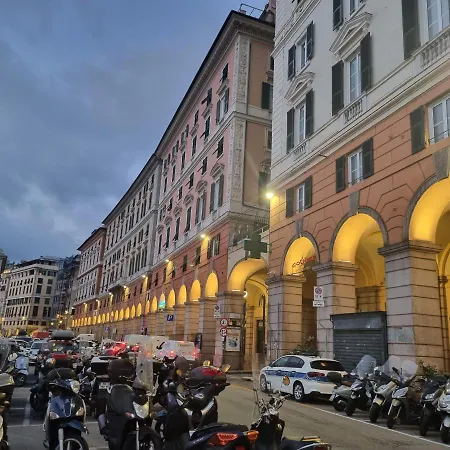 Apartment Dalla Laretta Di Fronte Acquario Di Genoa